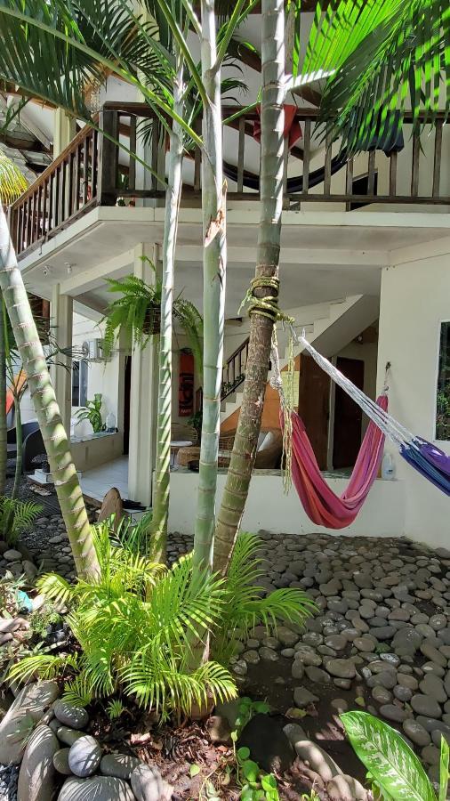 Layback Surf Hotel Tamanique Exterior photo